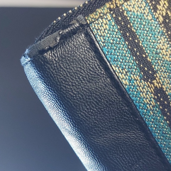 Roxy Aztec Wrislet Wallet - Picture 5 of 8